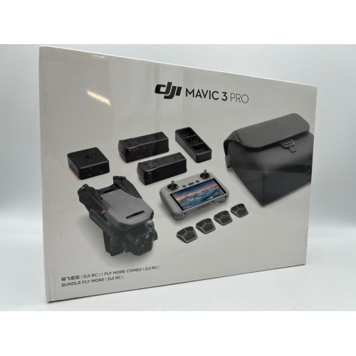 Квадрокоптер DJI Mavic 3 Fly More Combo в Салавате DJI RC / с экраном