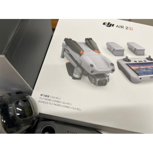 Квадрокоптер DJI AIR 2S Fly More Combo (пульт DJI RC с экраном) в Салавате